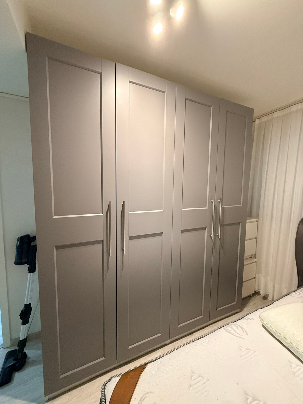 Kledingkast van de Ikea. MOET WEG!, Huis en Inrichting, Ophalen, 200 cm of meer, 200 cm of meer, 50 tot 75 cm