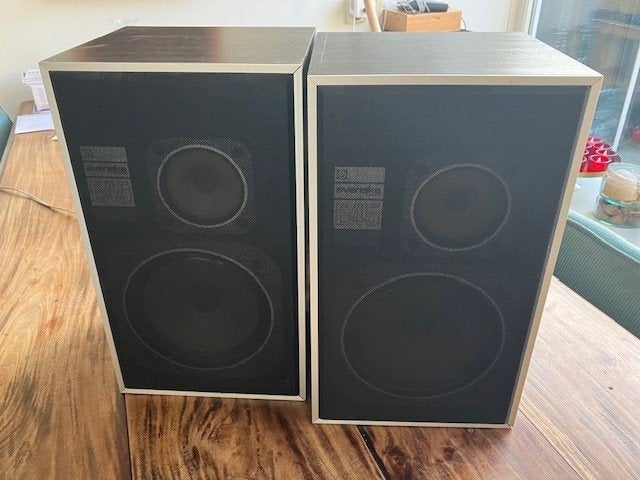Svenska (made by Jamo) E45 luidsprekerboxen, Ophalen, Gebruikt, Minder dan 60 watt, Front, Rear of Stereo speakers