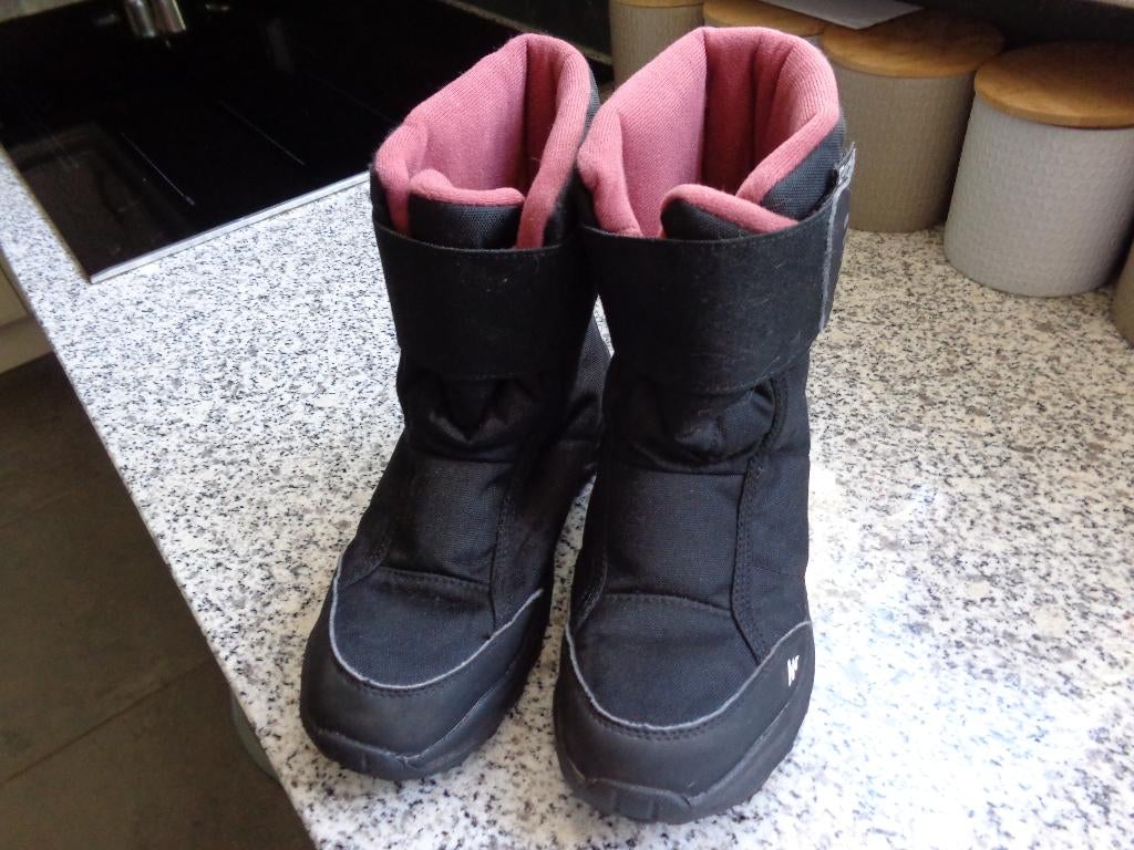 QUECHUA Warme lederen waterdichte snowboots voor wandelen, Kinderen en Baby's, Kinderkleding | Schoenen en Sokken, Jongen of Meisje