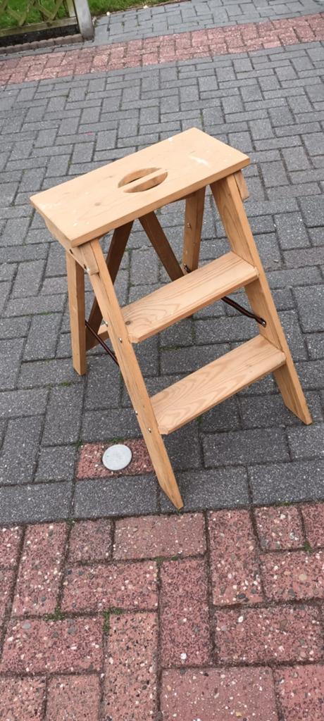 Houten keukentrapje / opstapje, Ophalen, Gebruikt, Trap, Minder dan 2 meter