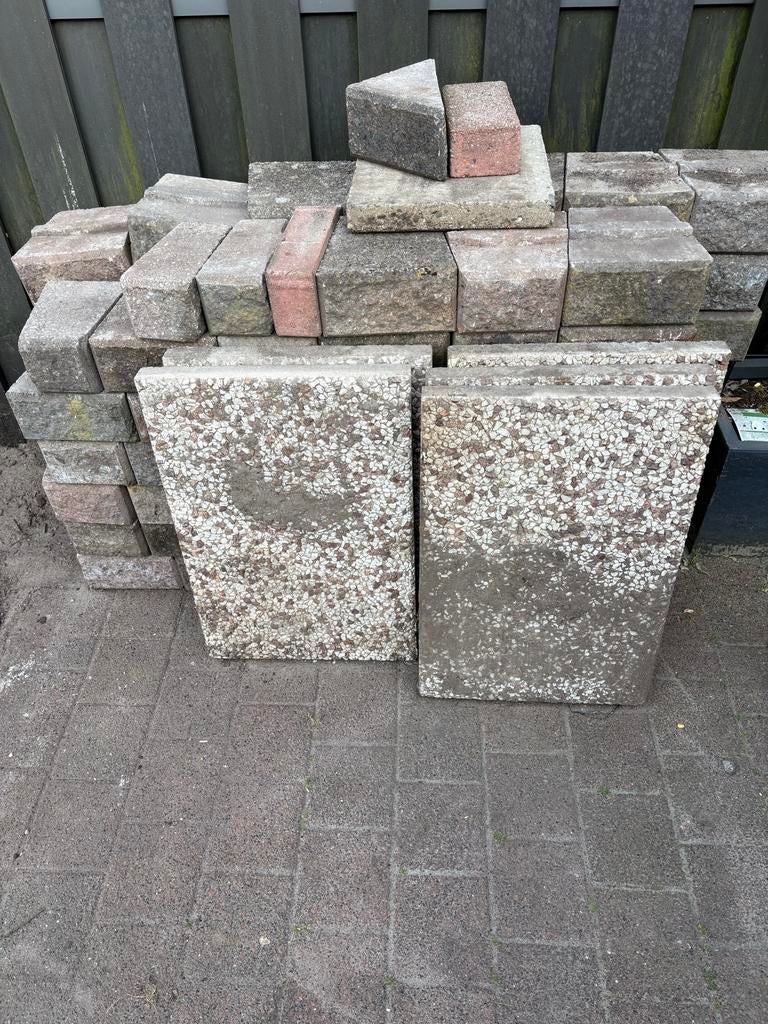 Grindtegel 40 x 60 cm - 4 stuks, Gebruikt, Klinkers, Ophalen of Verzenden, 10 m² of meer