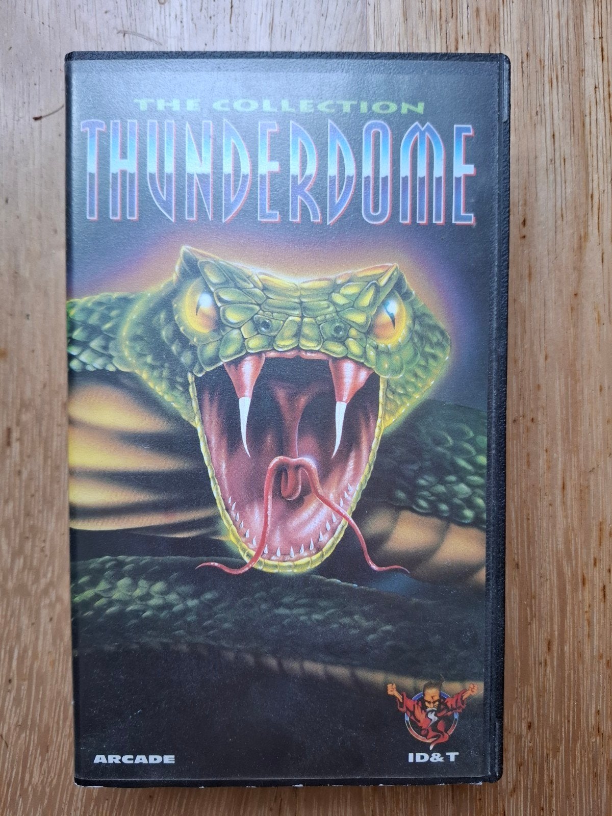 Thunderdome The Collection VHS, alles de hoes, geen tape, Ophalen of Verzenden, Zo goed als nieuw, Muziek en Concerten