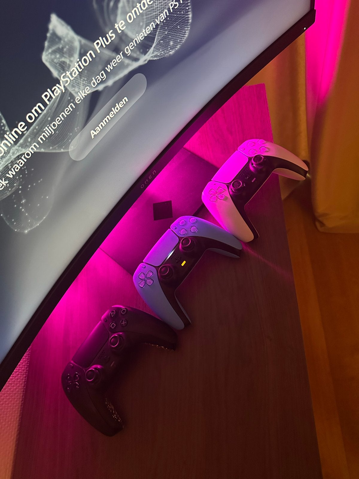 PS5 Digital Edition, Curved Gaming Scherm, 3 Controllers, As, Spelcomputers en Games, Ophalen of Verzenden, Zo goed als nieuw