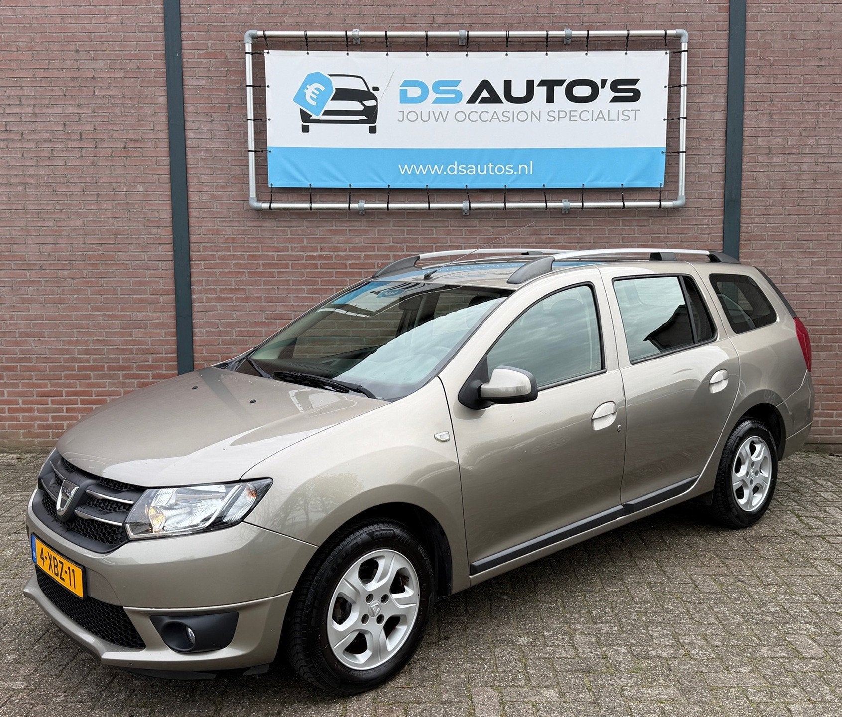 Dacia Logan MCV 0.9 TCe Prestige, Auto's, Dacia, Voorwielaandrijving, Stof, Zwart, Origineel Nederlands