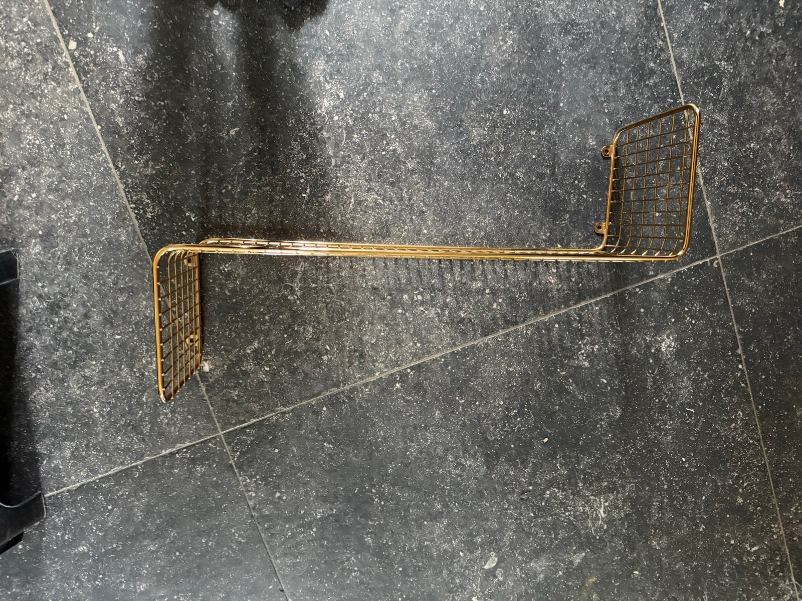 Gouden metalen wandrek ikea SVENSHULT, Ophalen of Verzenden, Gebruikt