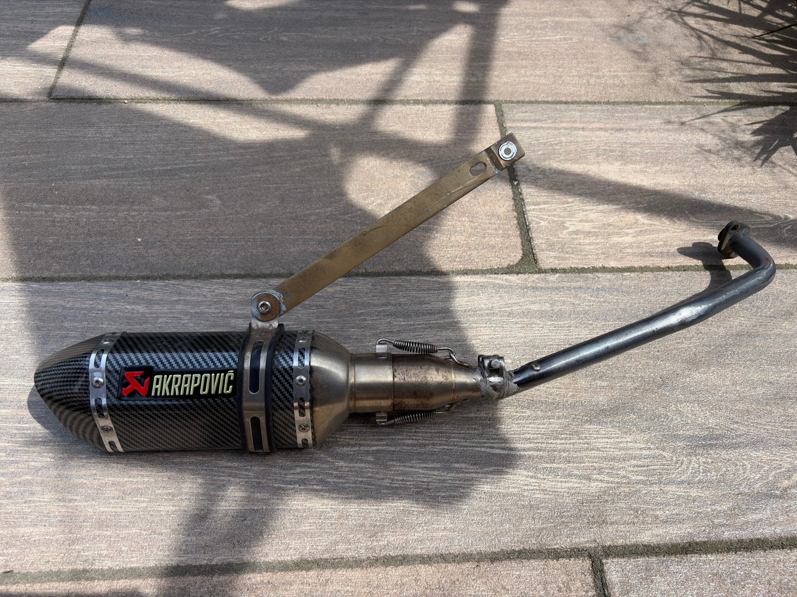 Akrapovic look-uitlaat voor Sym Orbit 2 - Diep geluid, Verzenden, Gebruikt, Uitlaat, SYM