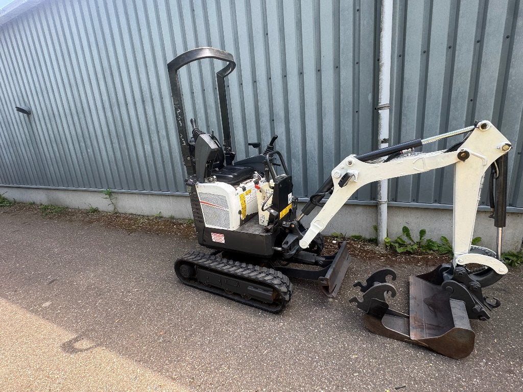 BOBCAT E10Z Minigraver met hydraulische snelwissel cw05, Zakelijke goederen, Machines en Bouw | Kranen en Graafmachines, Ophalen of Verzenden