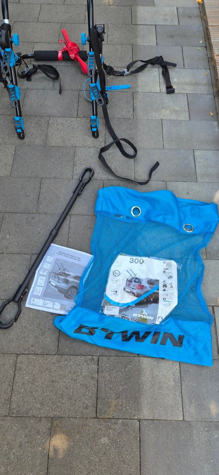 Fietsendrager Btwin 300 voor auto zonder trekhaak, Ophalen, 2 fietsen, Zo goed als nieuw, Achterklepdrager