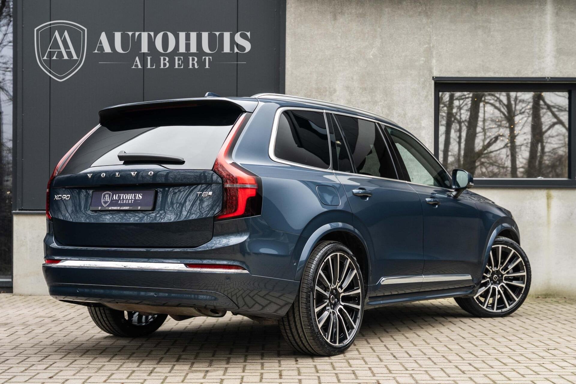 Volvo XC90 T8 Plus Bright B&W Pano Lucht 360c HUD Massage 22, Gebruikt, Zwart, 4 cilinders, 1969 cc