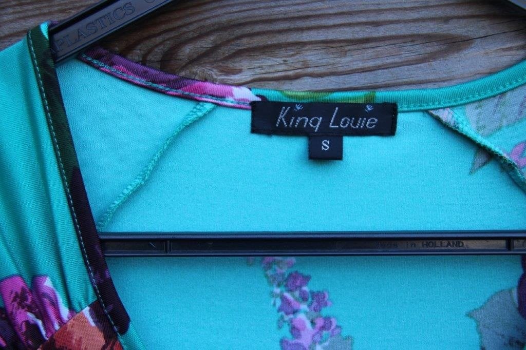 Overslagjurk groen/ kleur King Louie mt S Vaste prijs, Kleding | Dames, Jurken, Ophalen of Verzenden, Zo goed als nieuw, Knielengte