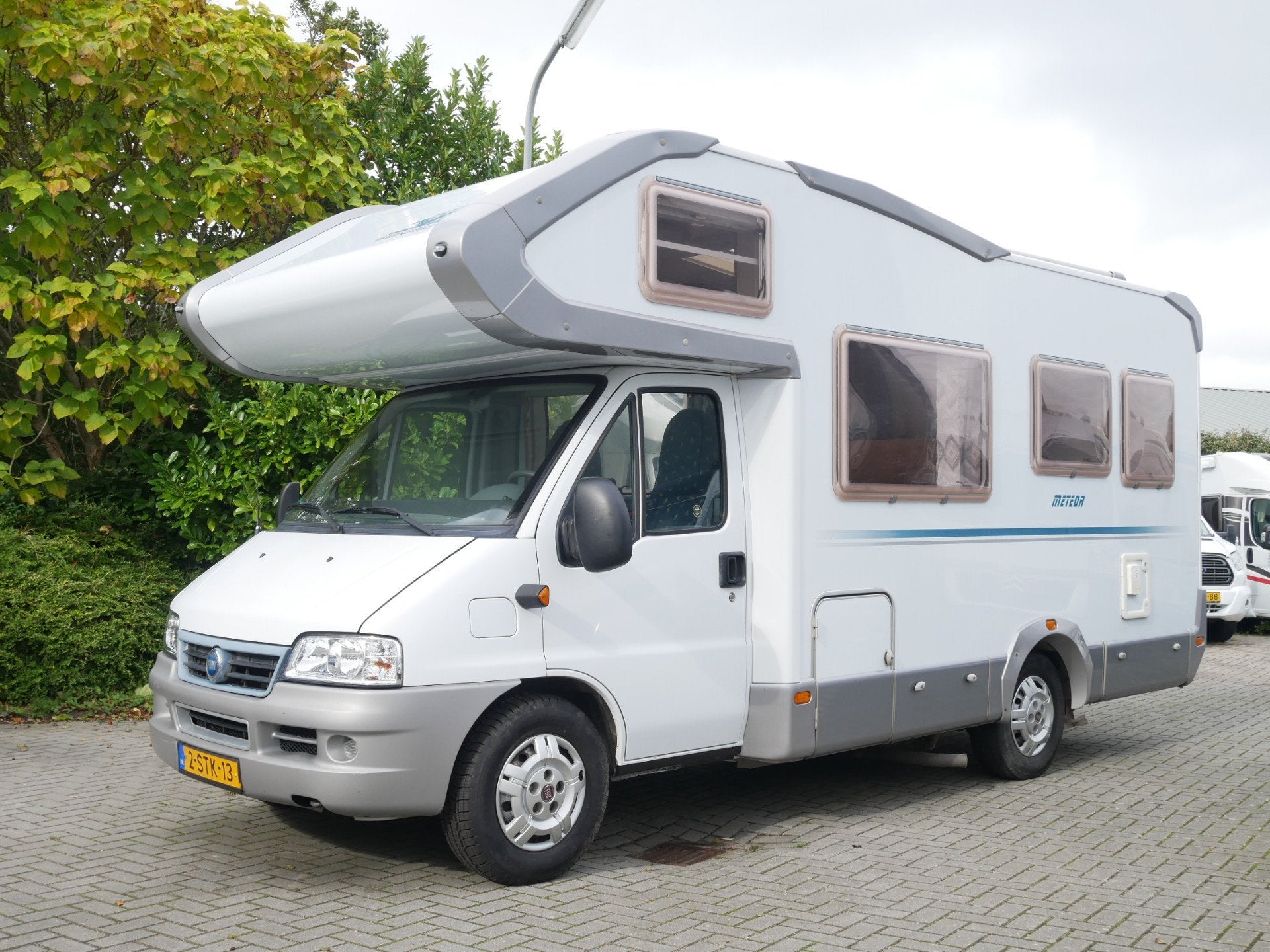Weinsberg Meteor, Alkoof, Veel ruimte 6.50 Meter Alkoof, Fia, Weinsberg, Alkoof, Boiler, Almersdorperweg 39
1674NW  OPPERDOES, NL