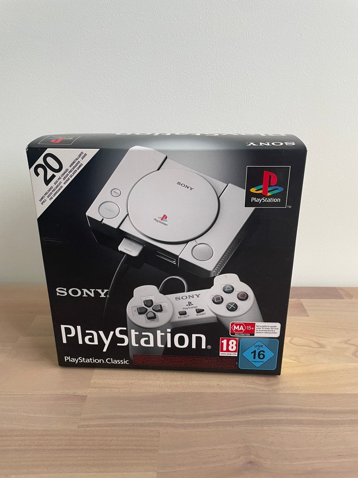 Playstation Classic Nieuw, Spelcomputers en Games, Ophalen of Verzenden, Nieuw, Met 2 controllers