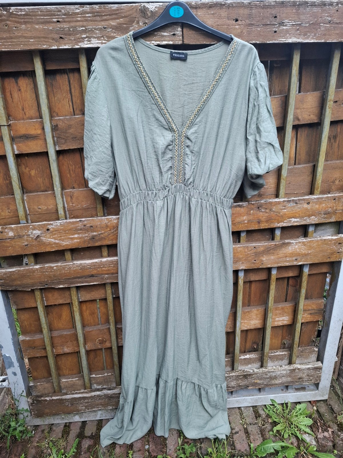 Groene jurk maat 44/46, Kleding | Dames, Jurken, Maat 46/48 (XL) of groter, Nieuw, Ophalen of Verzenden, Onder de knie