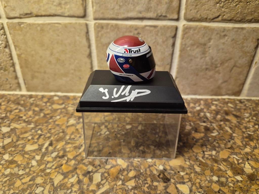 1/8 helm Jos Verstappen Minardi PS03 2003 GESIGNEERD., Ophalen of Verzenden, Zo goed als nieuw, Formule 1