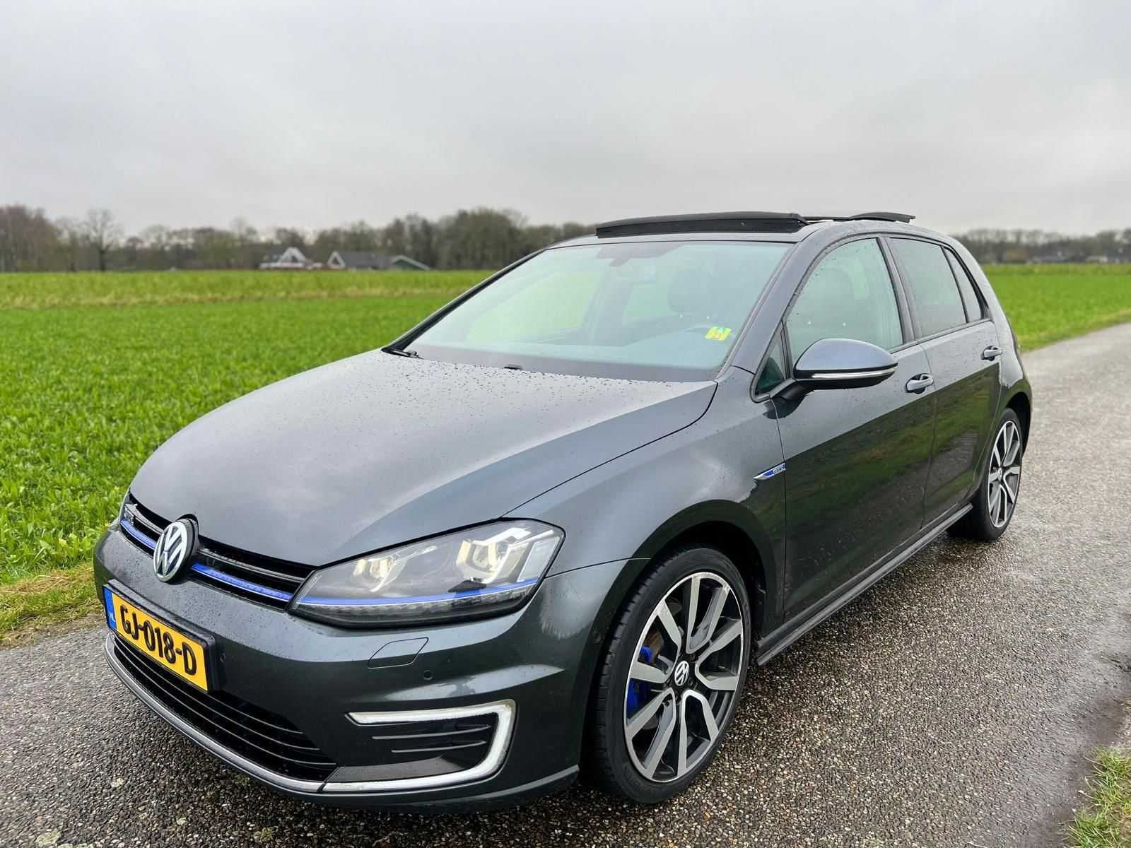 Volkswagen - 2015 - Golf - 1.4 TSI GTE, Auto's, Gebruikt, Euro 6, 4 cilinders, 150 pk
