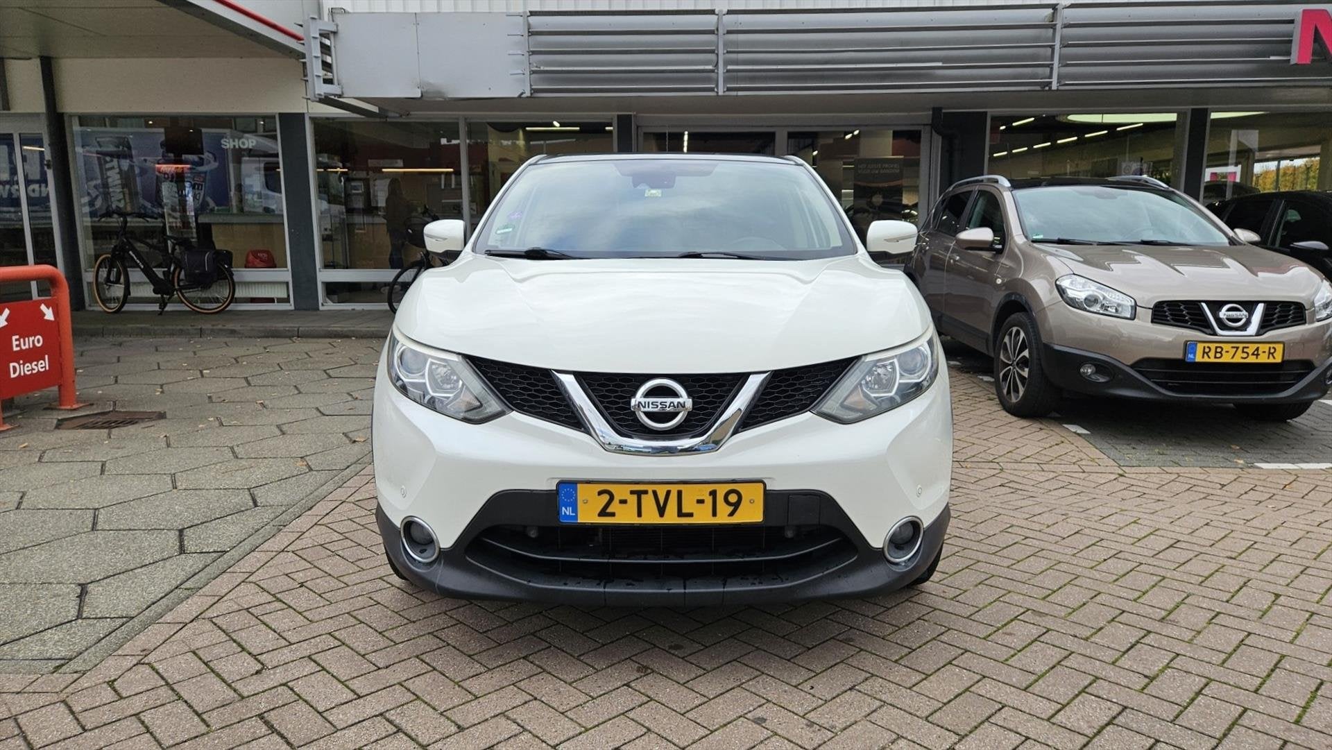 NISSAN Qashqai 1.2 115pk DIG-T Connect Edition, Voorwielaandrijving, Euro 5, Stof, Gebruikt