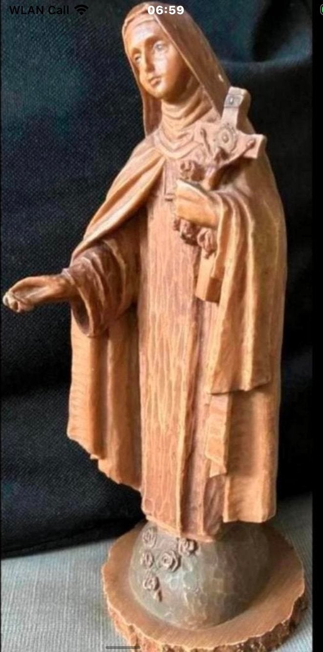 Theresia van Lisieux,mooi beeldje genummerd van polyresin, Antiek en Kunst, Antiek | Religie, Ophalen of Verzenden