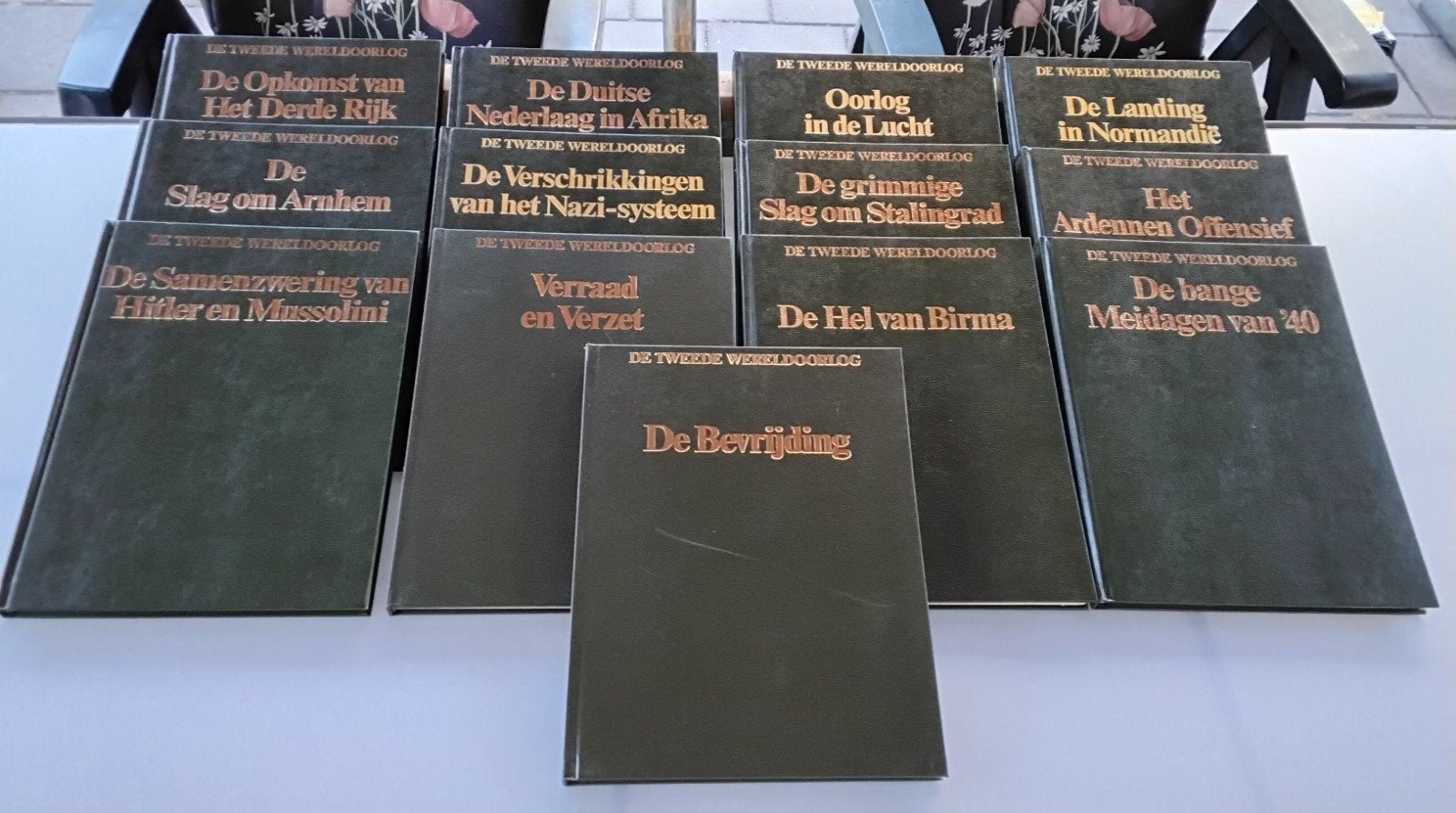 13 delen de tweede wereldoorlog uitgegeven in 1978, Boeken, Encyclopedieën, Ophalen, Zo goed als nieuw, Overige onderwerpen