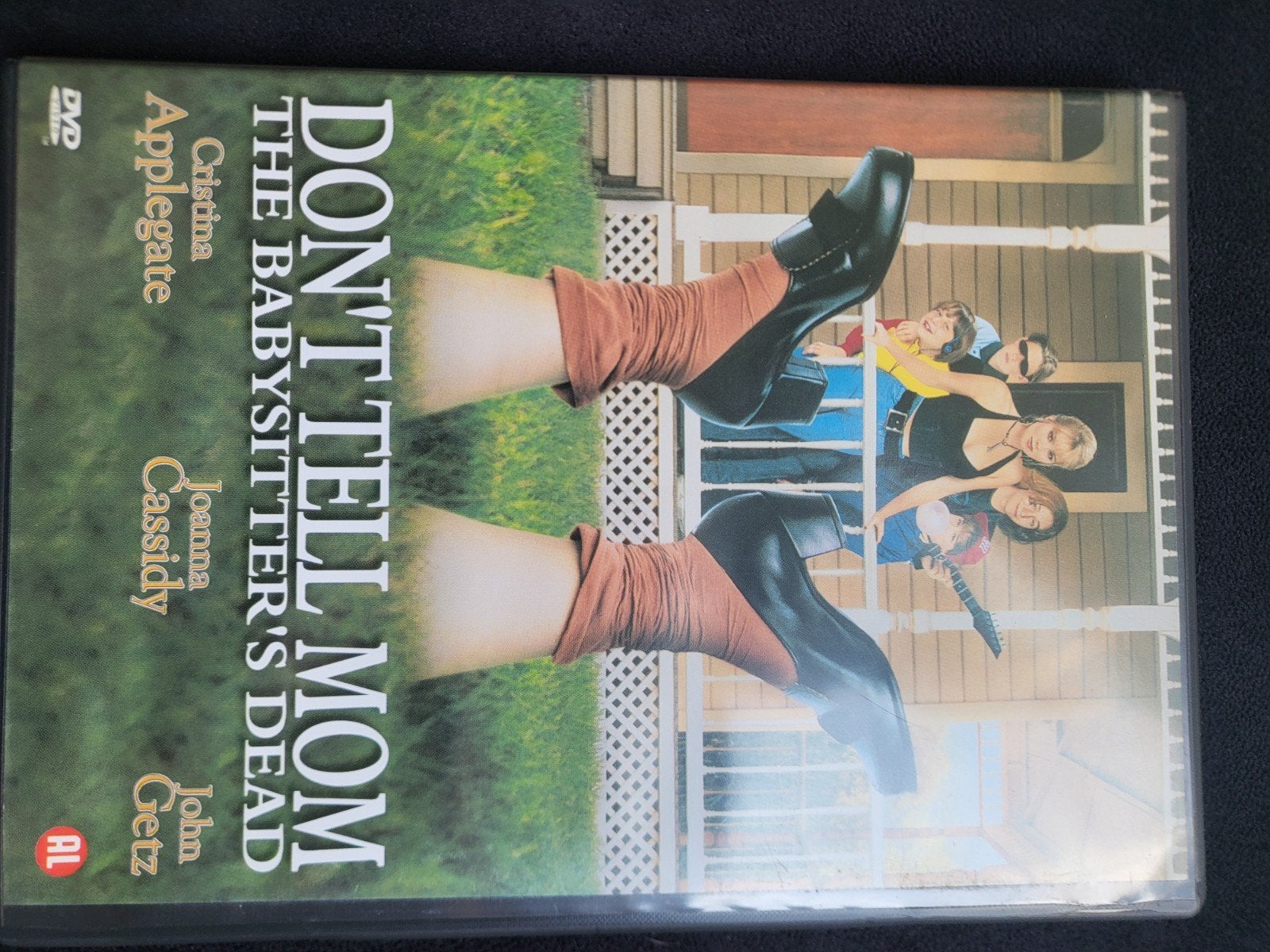 Don't Tell Mom The Babysitter's Dead DVD Christina Applegate, Nederlands, Ophalen of Verzenden, Vanaf 6 jaar, Inclusief doosje