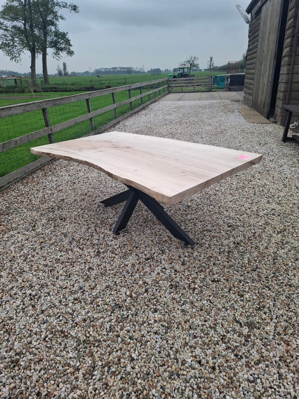 Prachtige boomstamtafel, 50 tot 100 cm, Vijf personen of meer, Rechthoekig, Ophalen