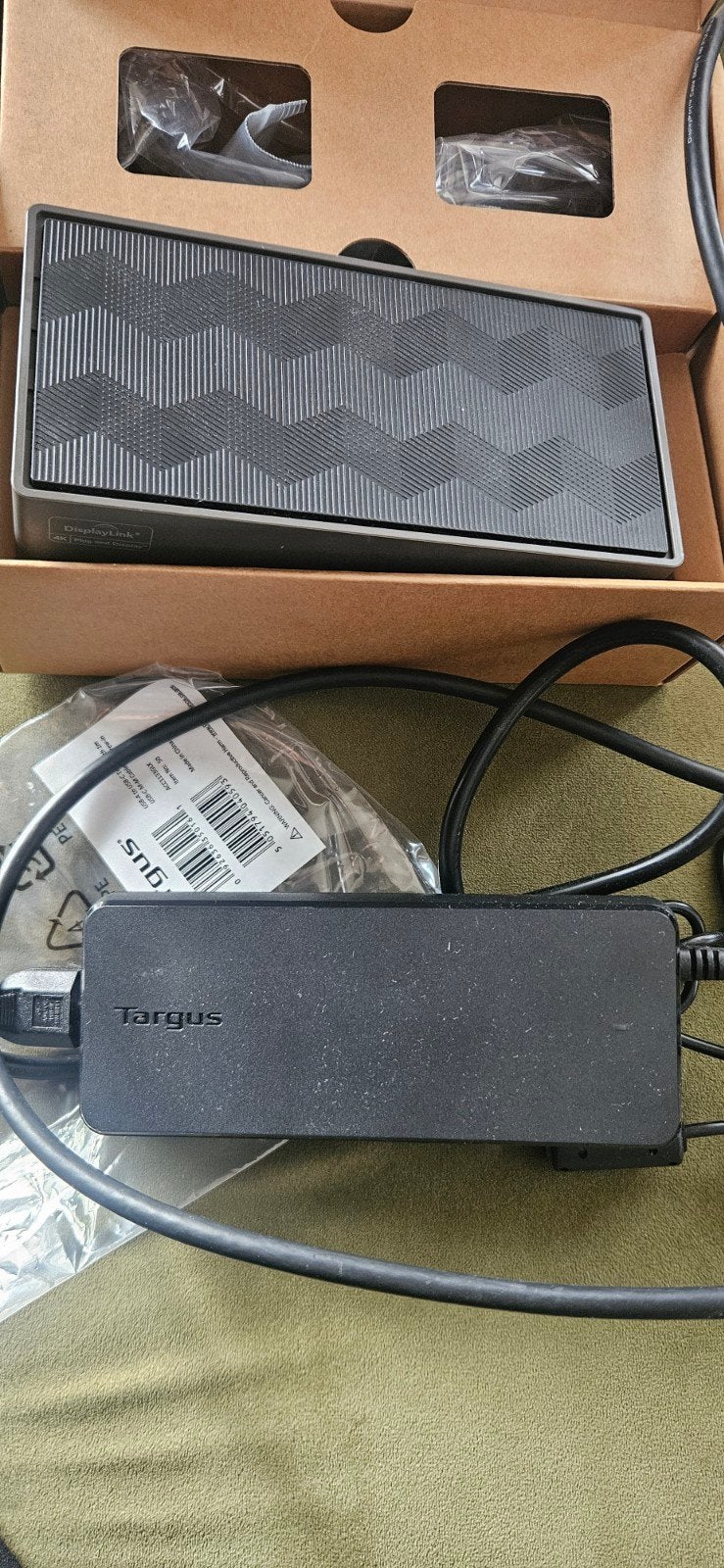 Targus DV4K Universele USB-C Docking Station met 100W Power, Verzenden, Nieuw, Targus, Docking station