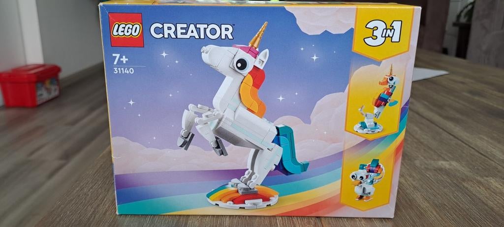 Lego Creator 3in1 31140 eenhoorn/pauw/zeepaardje met doos!, Lego, Compleet, Ophalen of Verzenden, Zo goed als nieuw