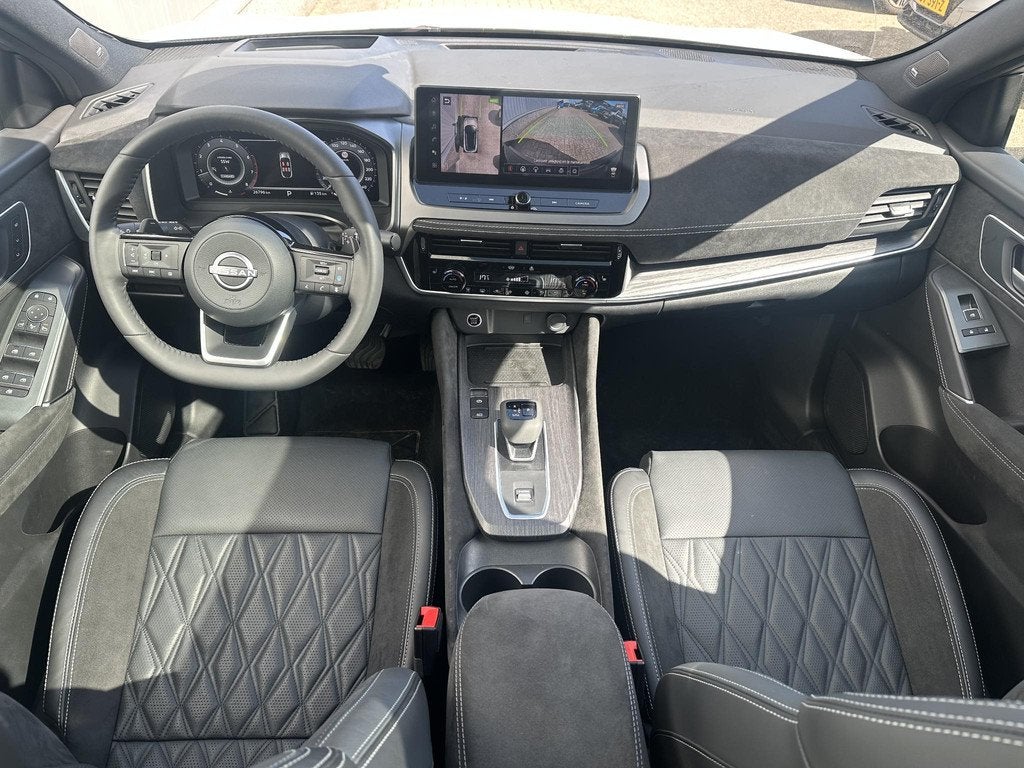 Nissan Qashqai 1.3 MHEV Xtronic Tekna Plus Automaat / 1800kg, Automatische klimaatregeling, Euro 6, 4 cilinders, Wit