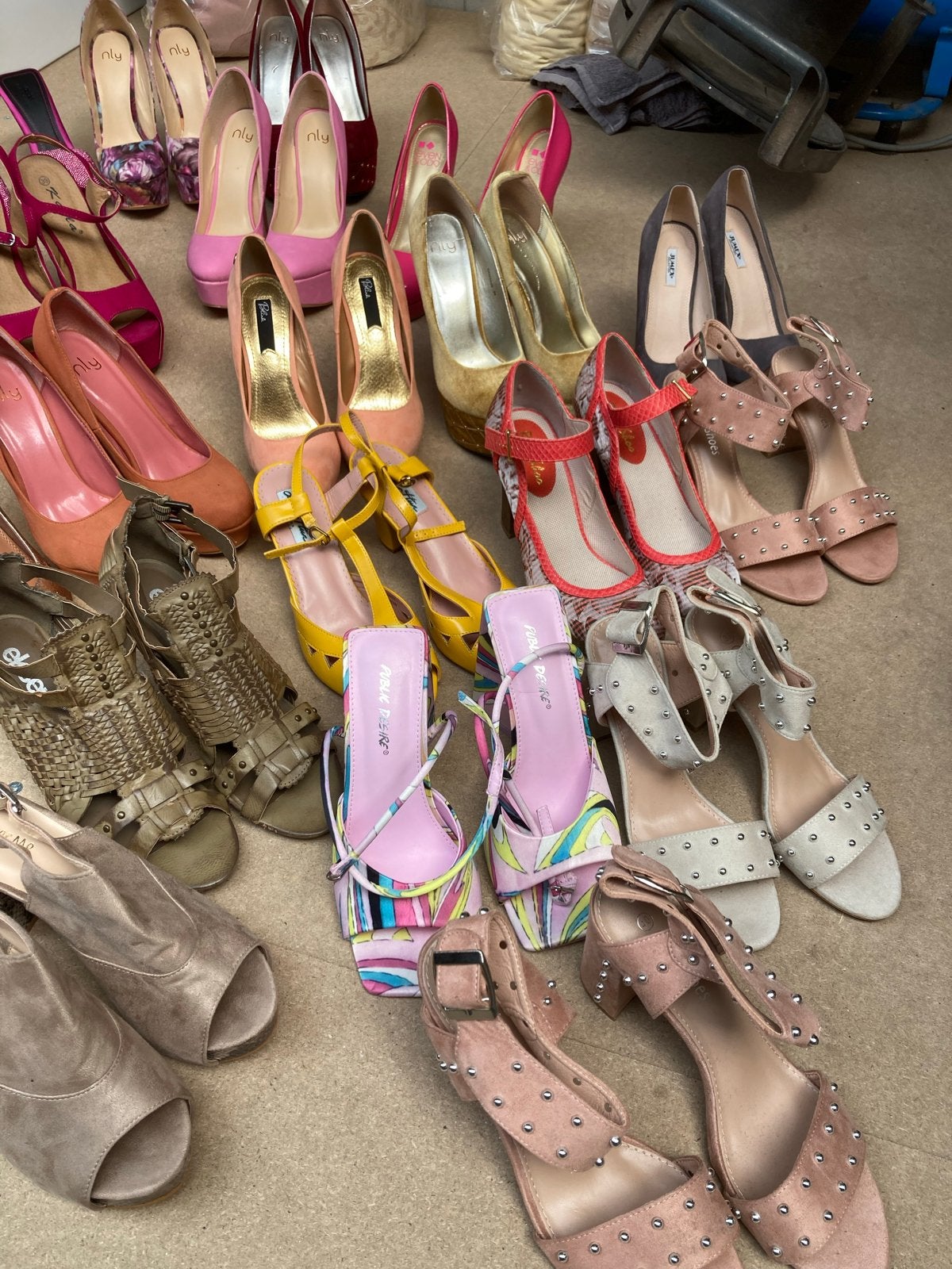100 paar nieuwe schoenen, Ophalen, Nieuw