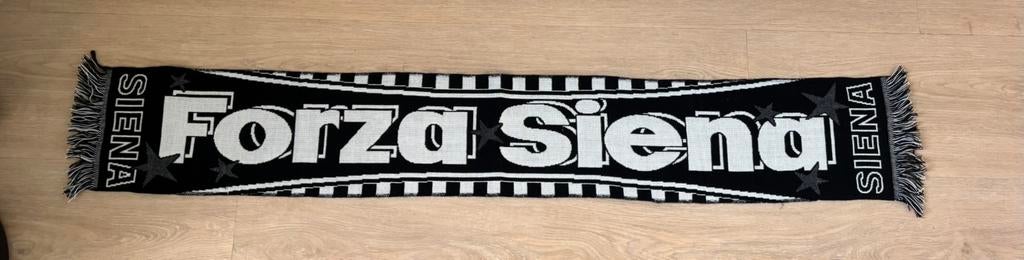 Siena sjaal, Verzamelen, Sportartikelen en Voetbal, Ophalen of Verzenden, Buitenlandse clubs, Vaantje of Sjaal