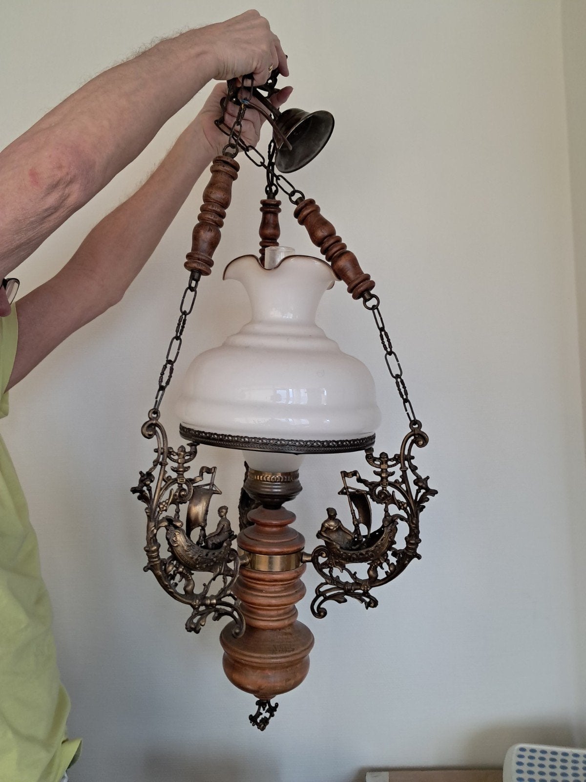 Antieke hanglamp met scheepsdecoratie, Antiek en Kunst, Antiek | Lampen, Ophalen