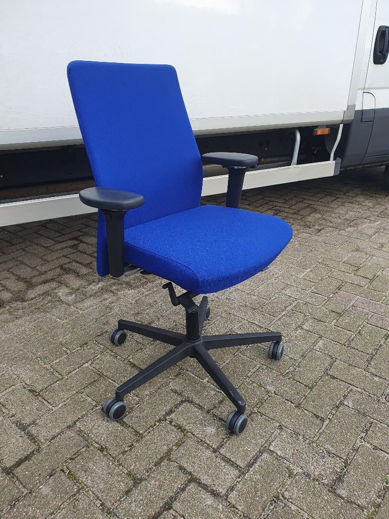 Bureaustoel blauw (meerdere) ergonomisch / goed verstelbaar, Postbus, VST, Blauw, Ophalen of Verzenden