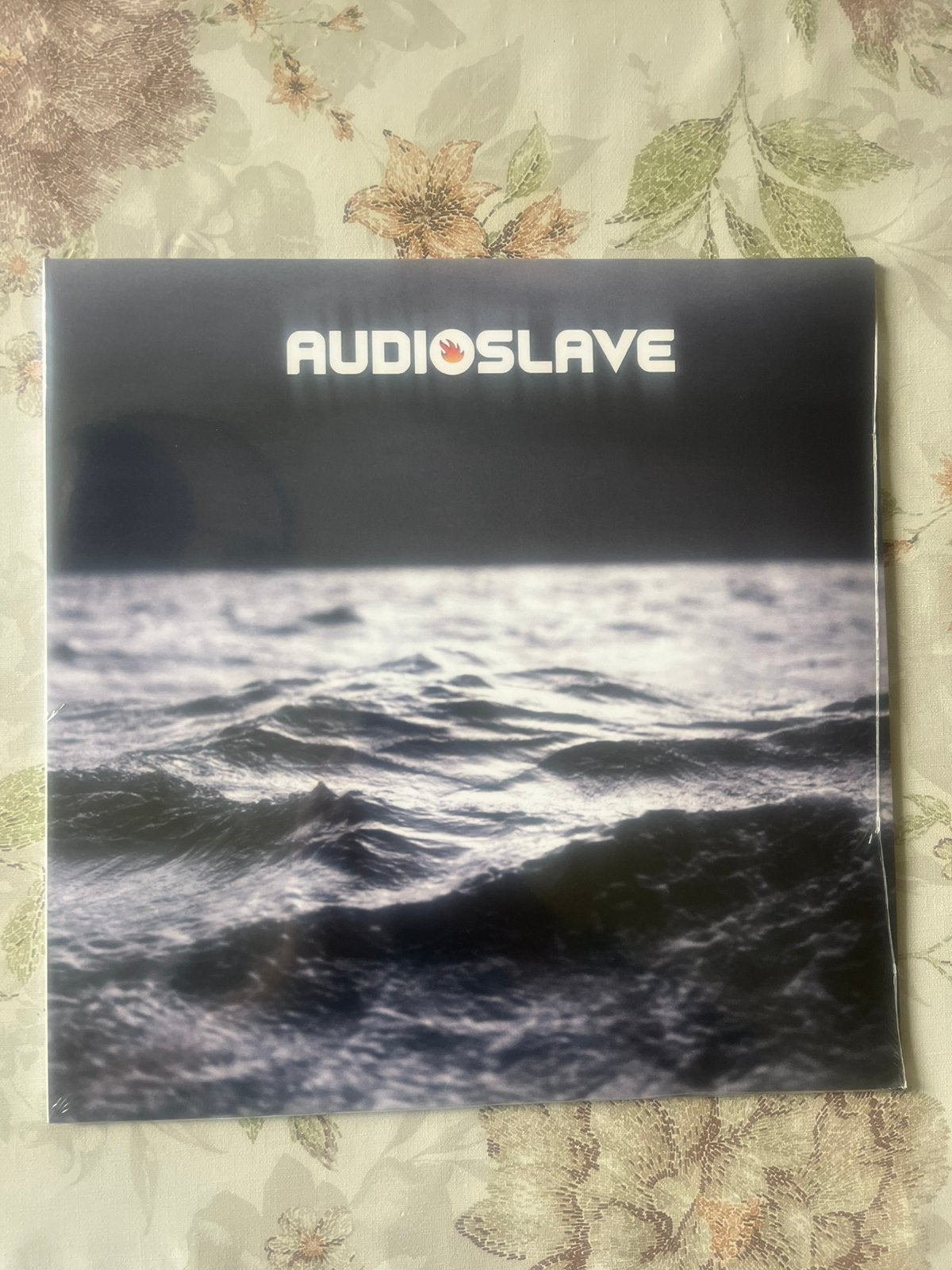 Audioslave Out of Exile Vinyl 2023 EU Sealed, Ophalen of Verzenden, Zo goed als nieuw, 12 inch, Poprock