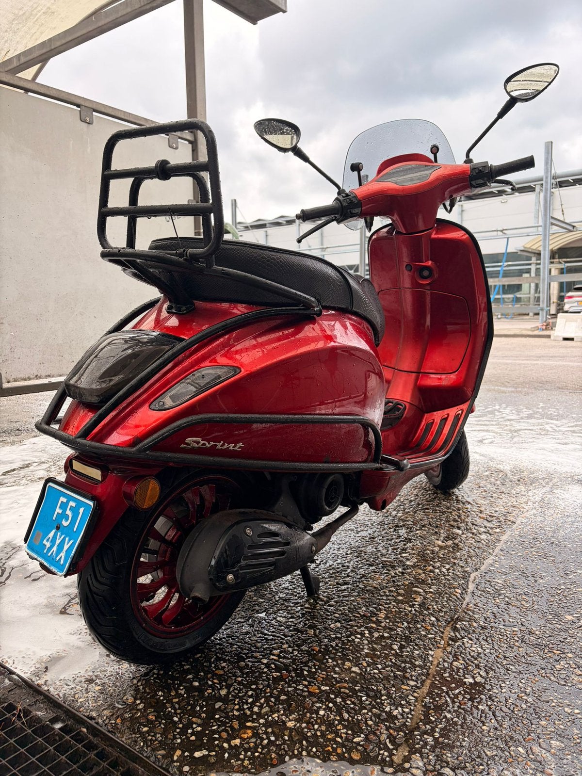 Vespa te koop, Ophalen, Zo goed als nieuw, Benzine