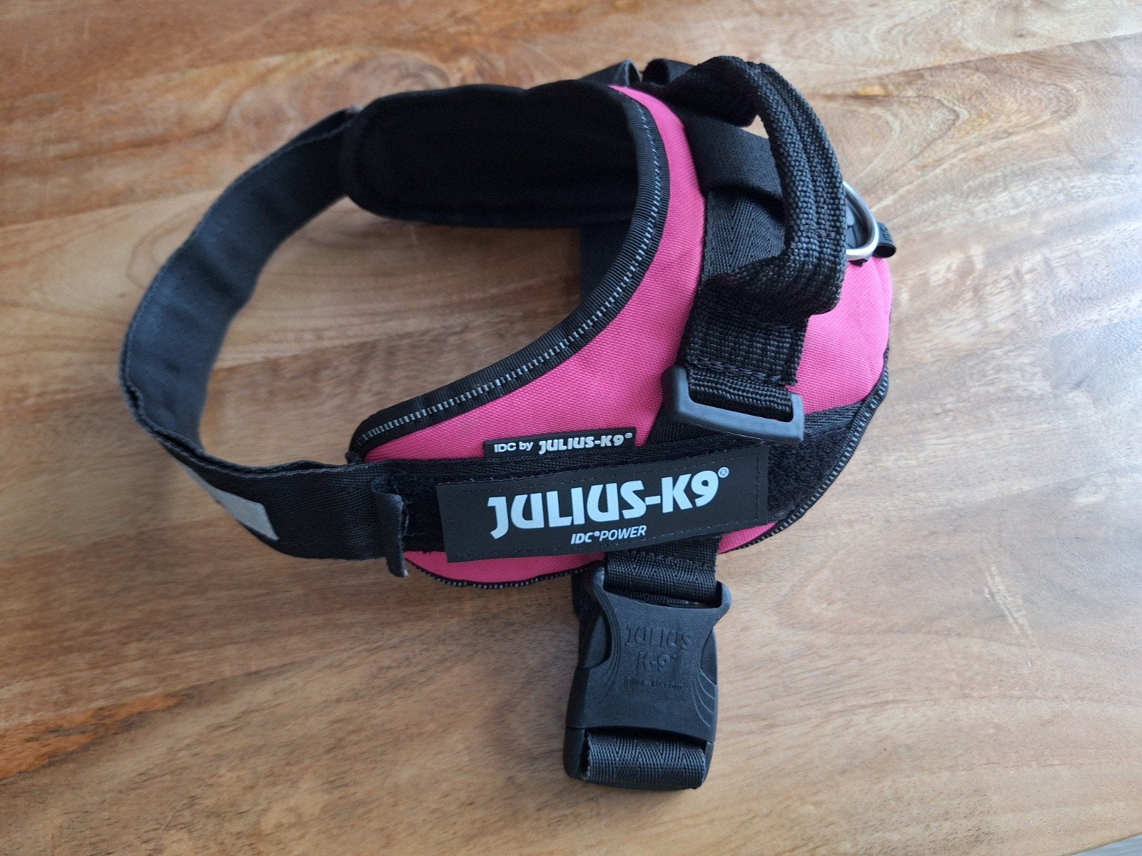 Julius k9 powertuig . Maat O, Ophalen
