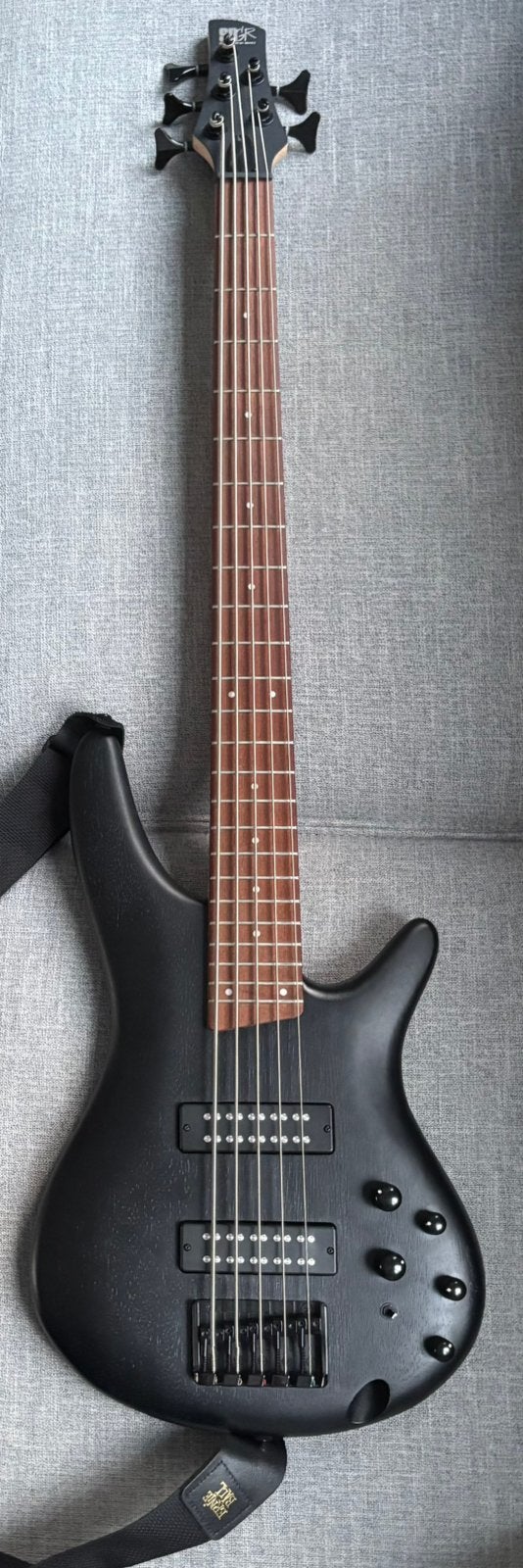 Ibanez 5 Snarige Bas SR305EB-WK Zwart, Ophalen, Zo goed als nieuw, Elektrisch, 5-snarig