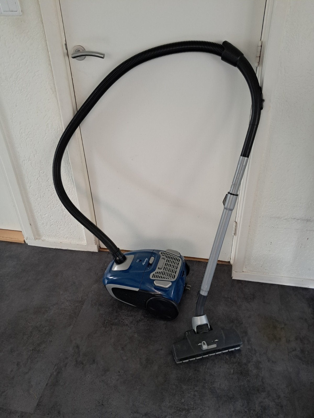 Bestmatic stofzuiger, Ophalen