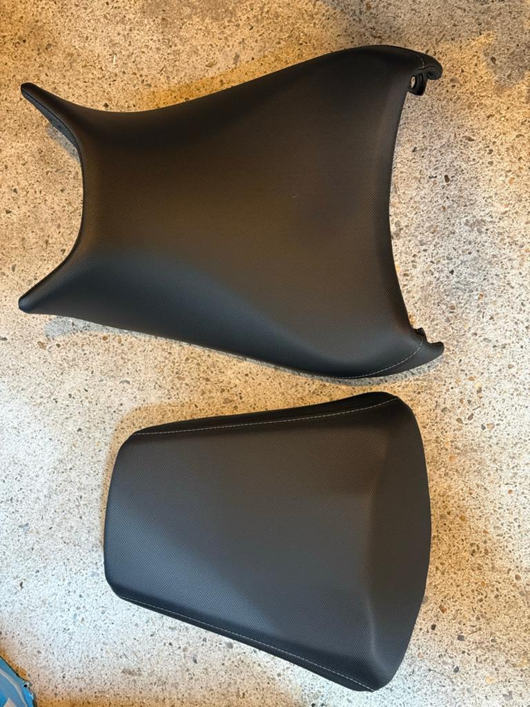 Honda nc 750x (2026) - originele zadel set of los, Ophalen of Verzenden, Nieuw