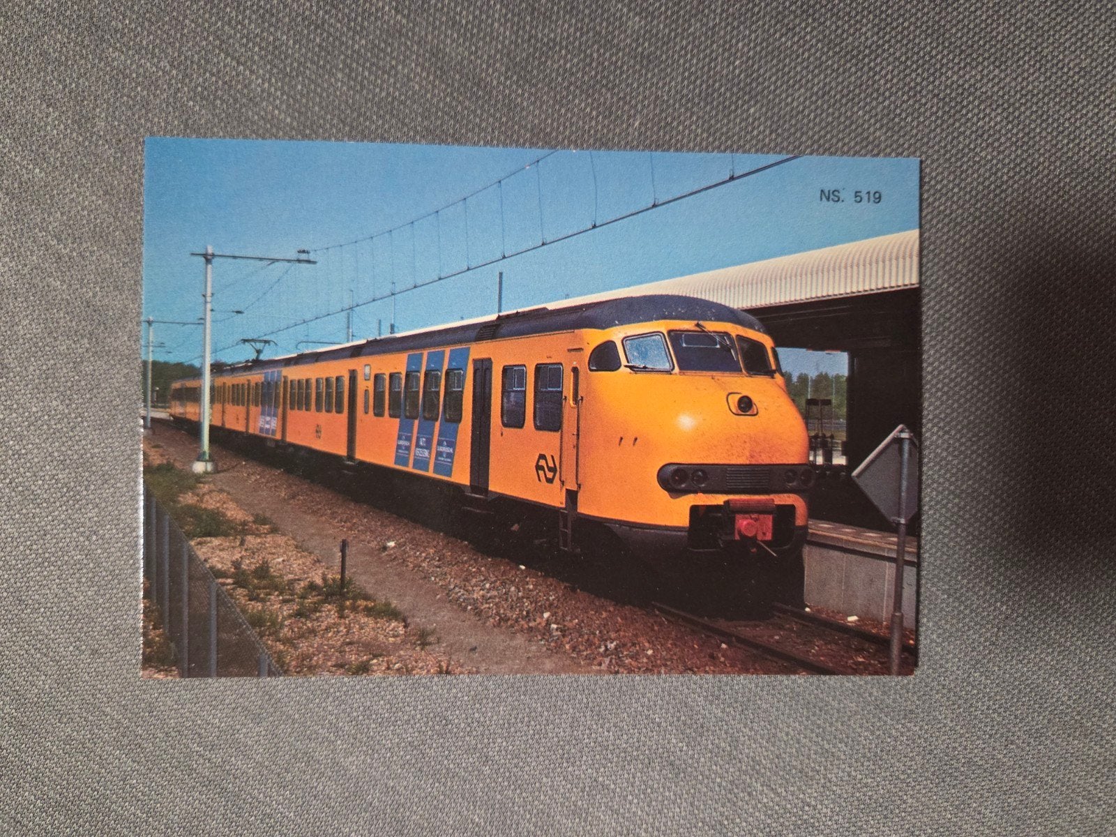 NS Stoptrein Mat '64 Postkaart - De Bekendste van de NS, Ophalen of Verzenden