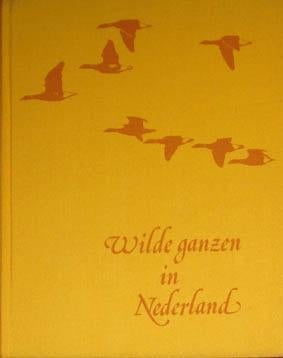 Wilde ganzen in Nederland., Ophalen of Verzenden, Zo goed als nieuw, Honden