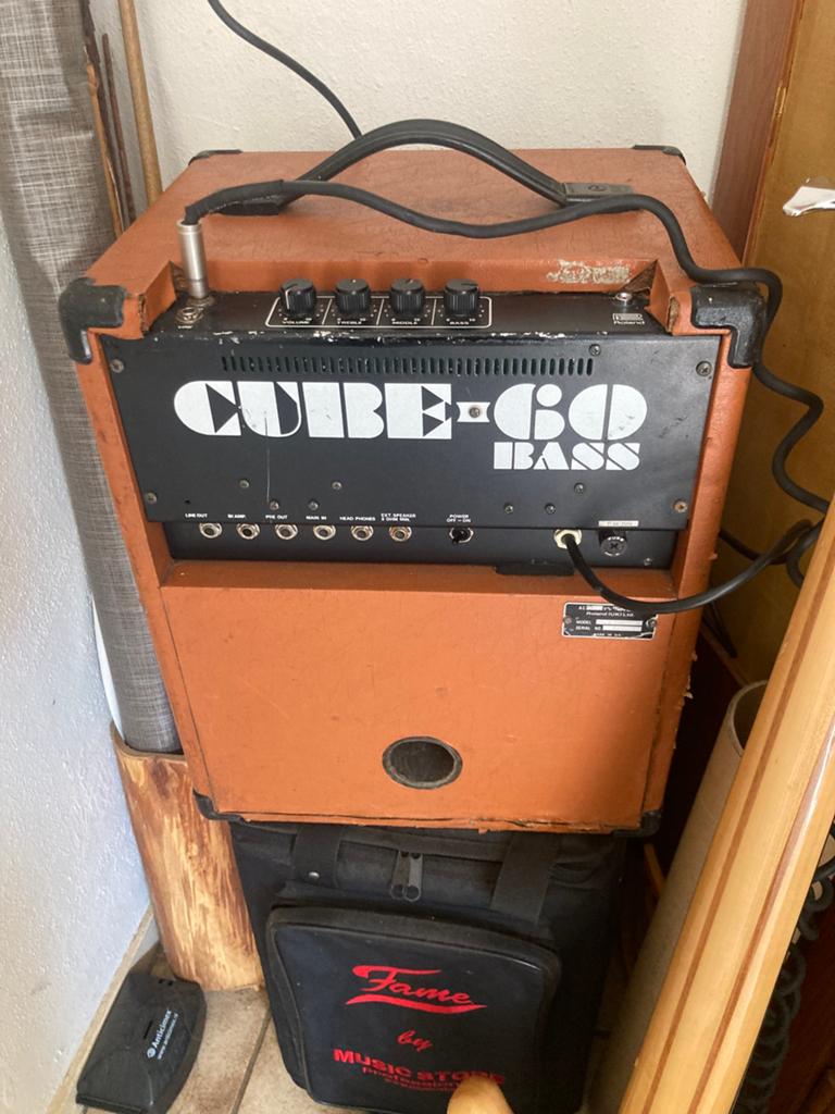 ROLAND Bass Cube 60 Orange, Ophalen of Verzenden, Gebruikt, Minder dan 50 watt