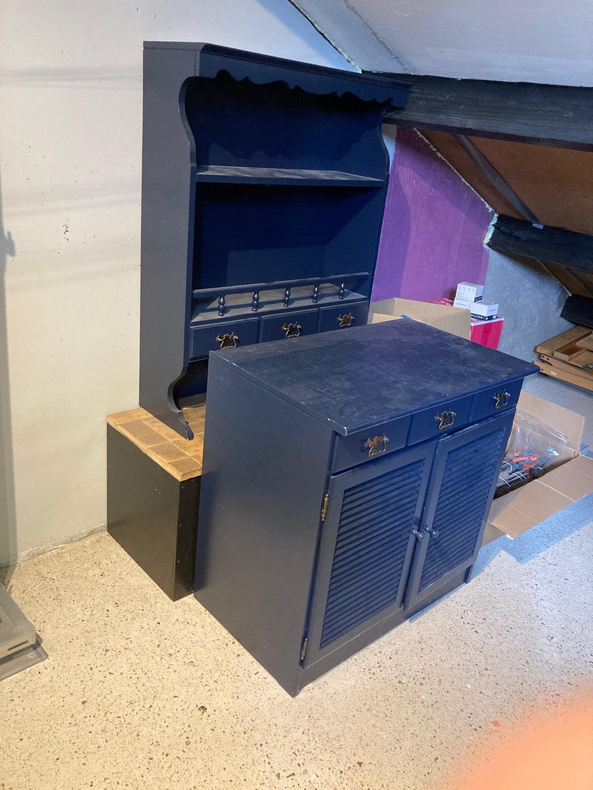 Blauwe kast met opzetstuk - opknapper, Ophalen