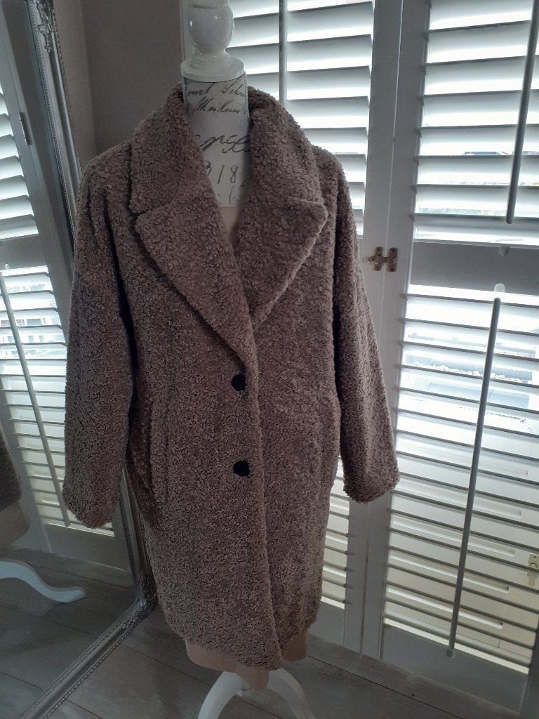 Mooie bruine winterjas, maat M, nieuwstaat!, Kleding | Dames, Jassen | Winter, Maat 38/40 (M), Bruin, Zara, Ophalen of Verzenden