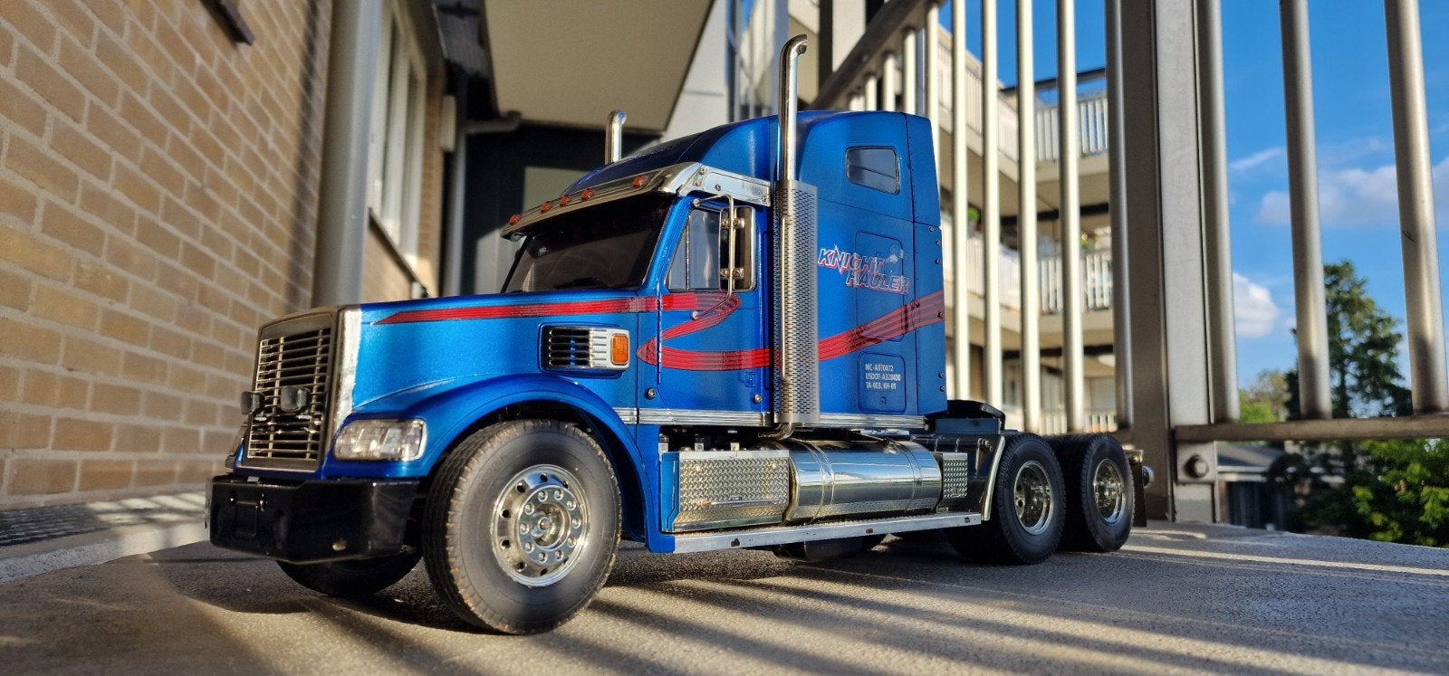 Tamiya Knight hauler, Hobby en Vrije tijd, Ophalen, Auto onroad
