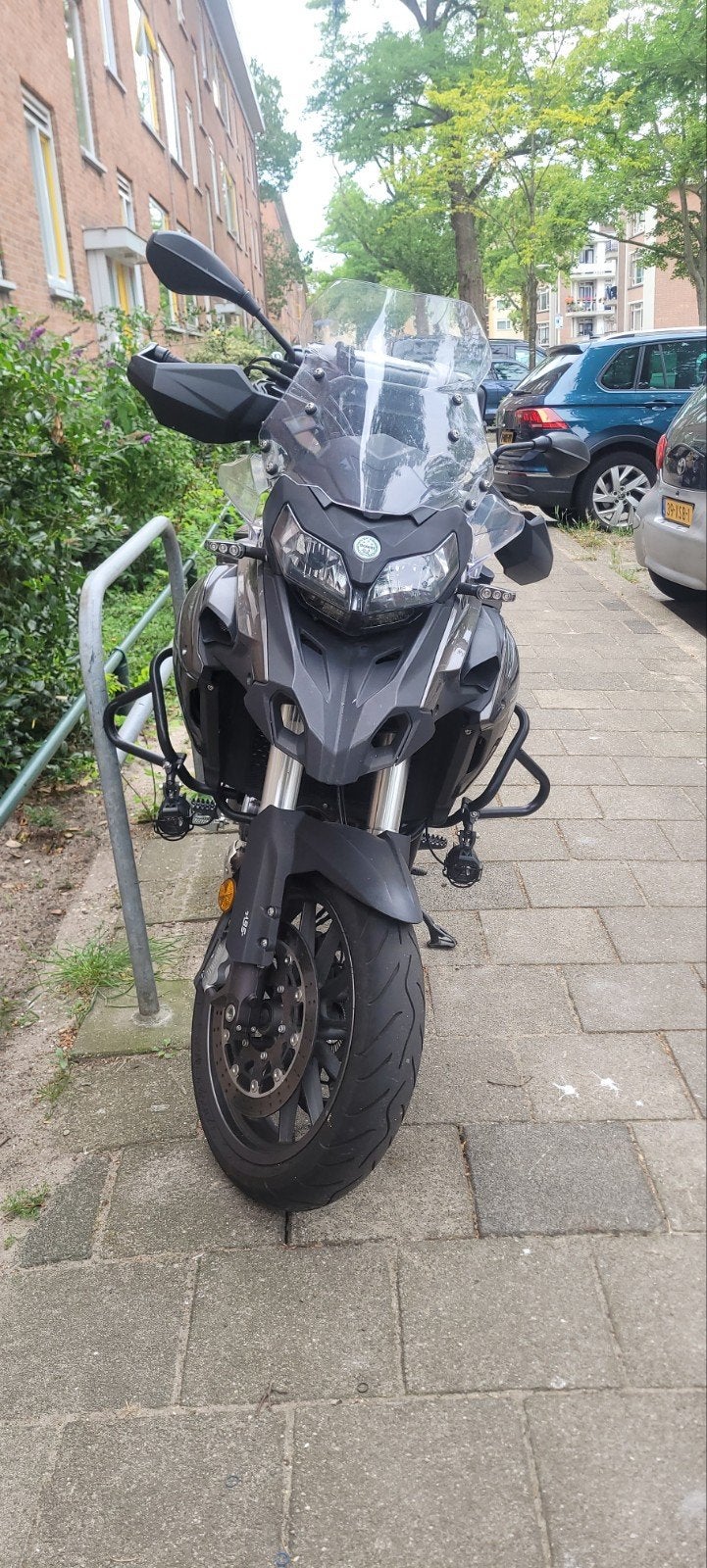 A2 Benelli TRK 502 lage KM 15D Kofferset en LED verlichting, Motoren, Motoren | Benelli, Particulier, Toermotor