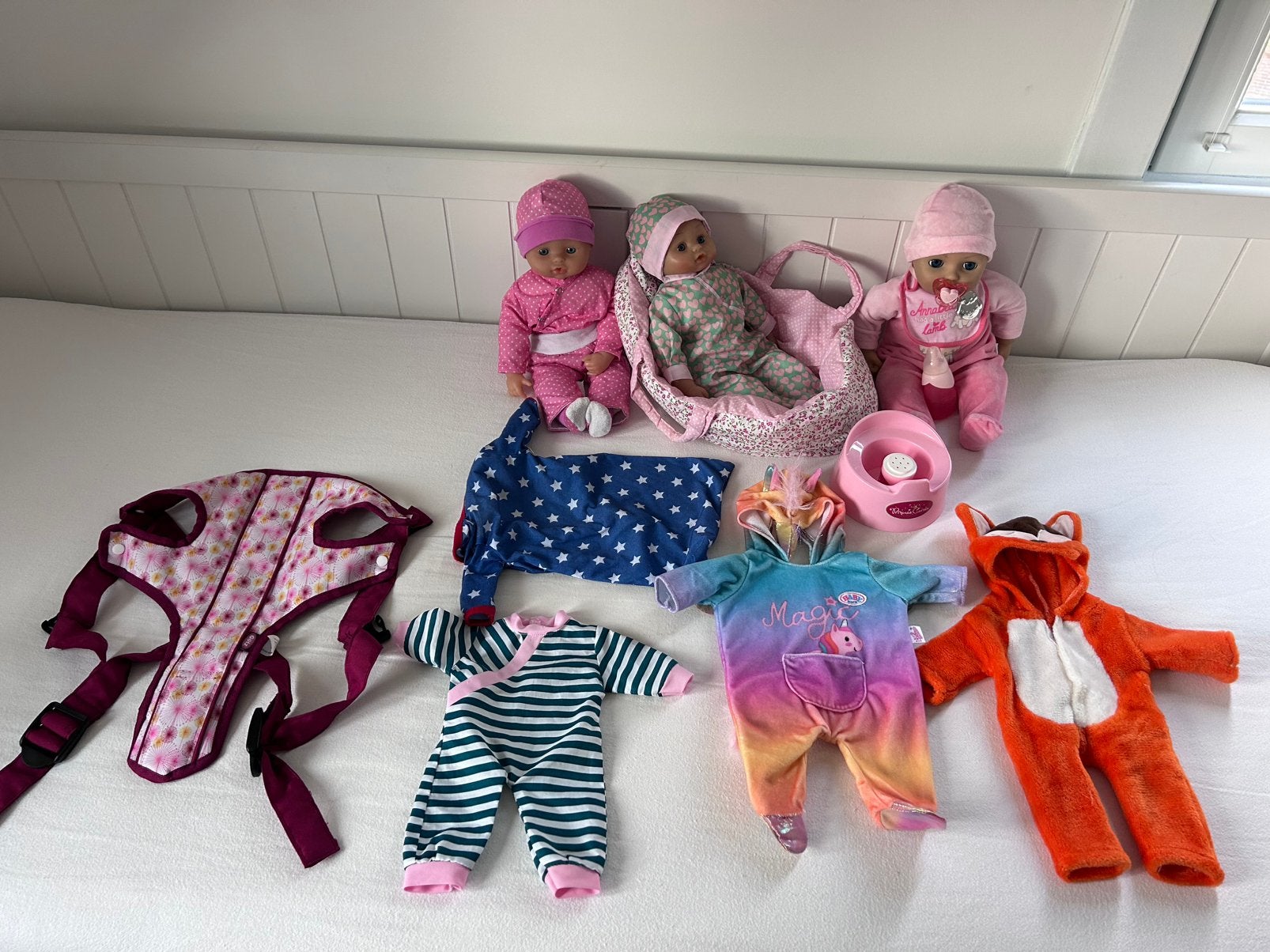 Baby Annabell set met accessoires en extra poppen, Ophalen of Verzenden, Gebruikt, Babypop