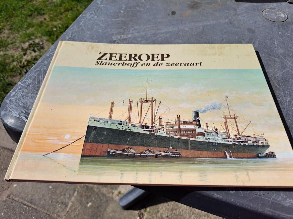 ZEEROEP Slauerhoff en de zeervaart - Boek, Ophalen of Verzenden, Gelezen, J. Slauerhoff, Boot
