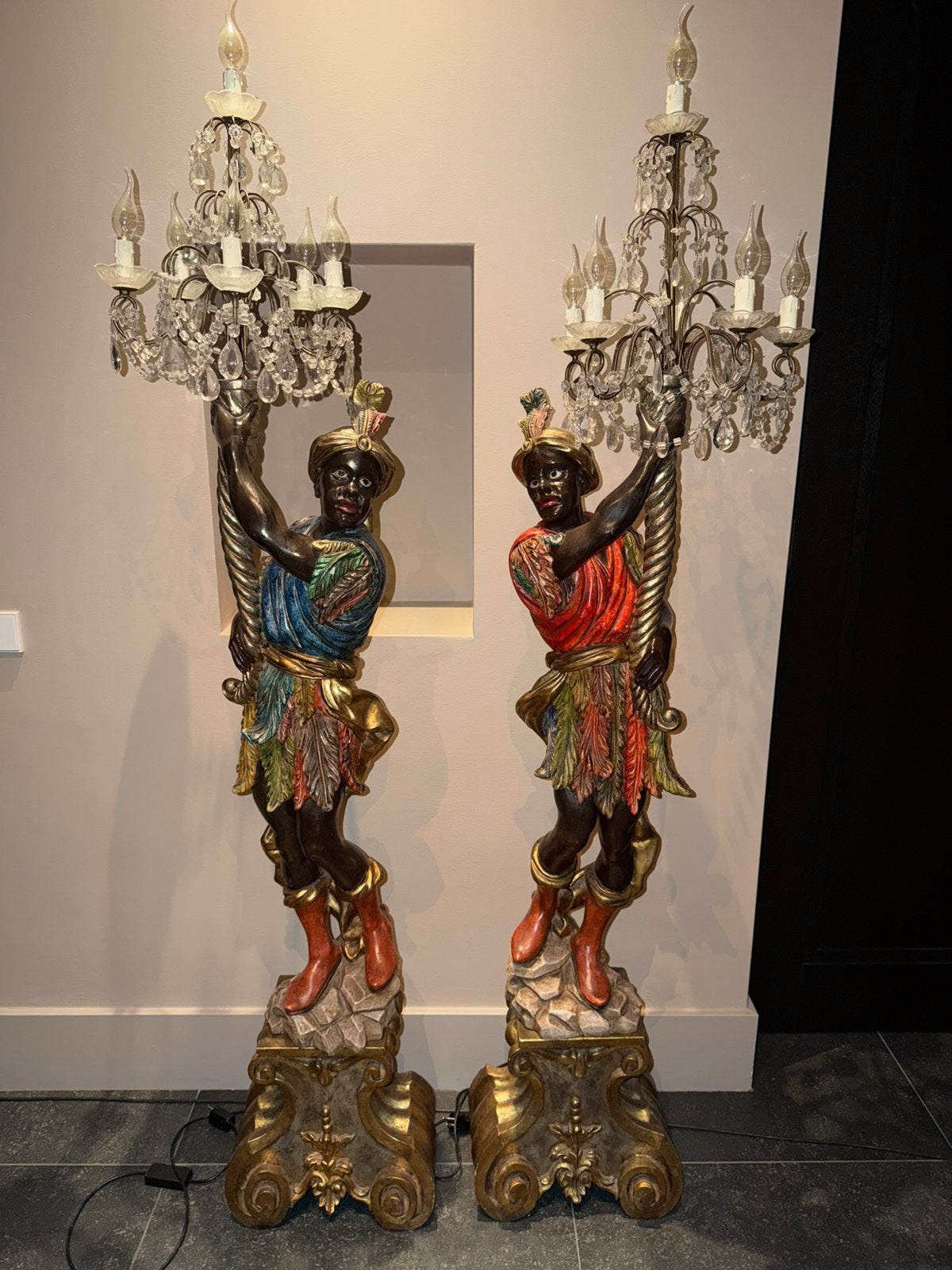 2x Antieke Moorse staande lampen met kristallen kroonluchter, Ophalen