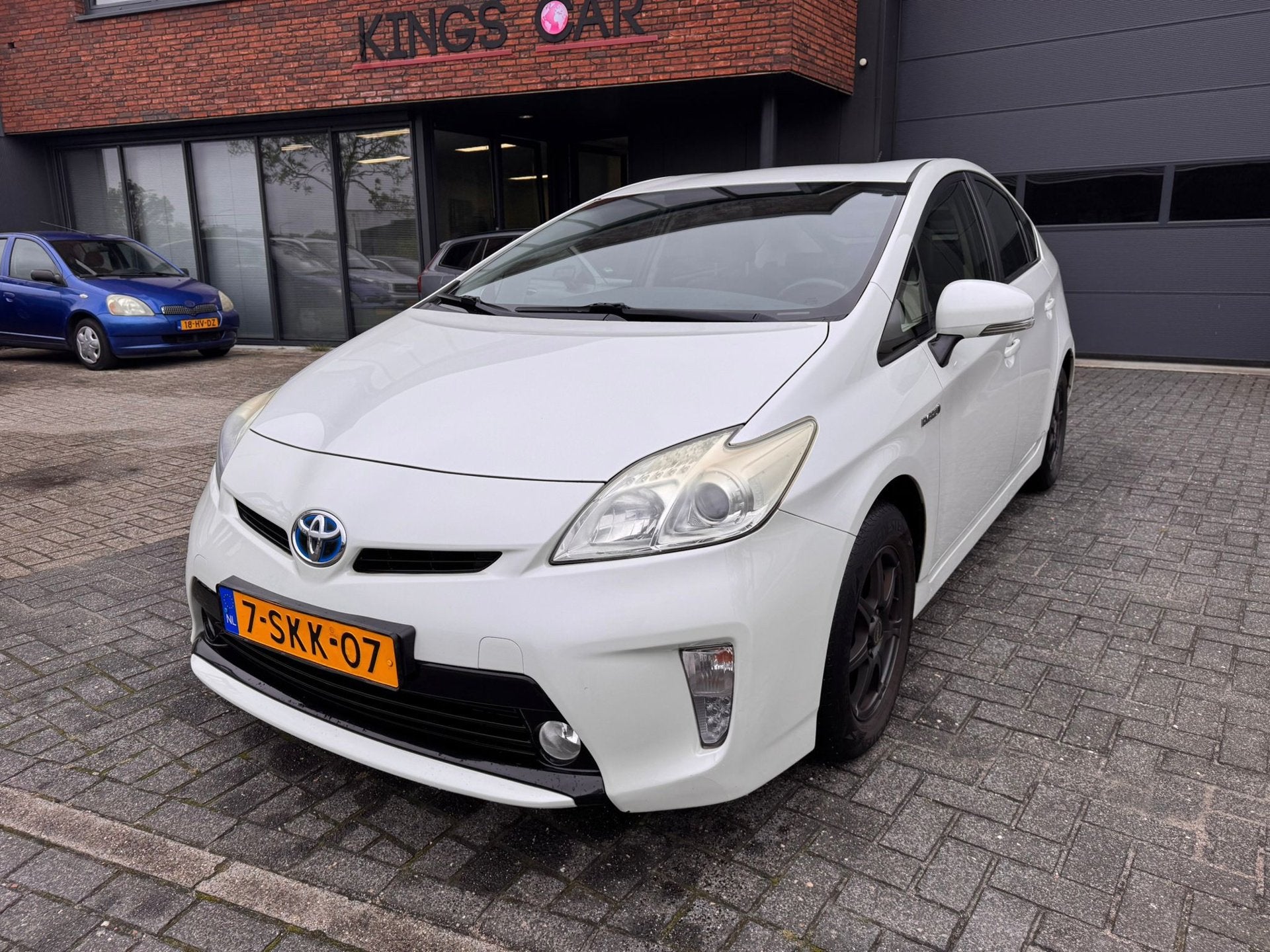Toyota Prius 1.8 Business trekhaak half leer compleet dealer, Euro 5, Gebruikt, 1340 kg, 4 cilinders