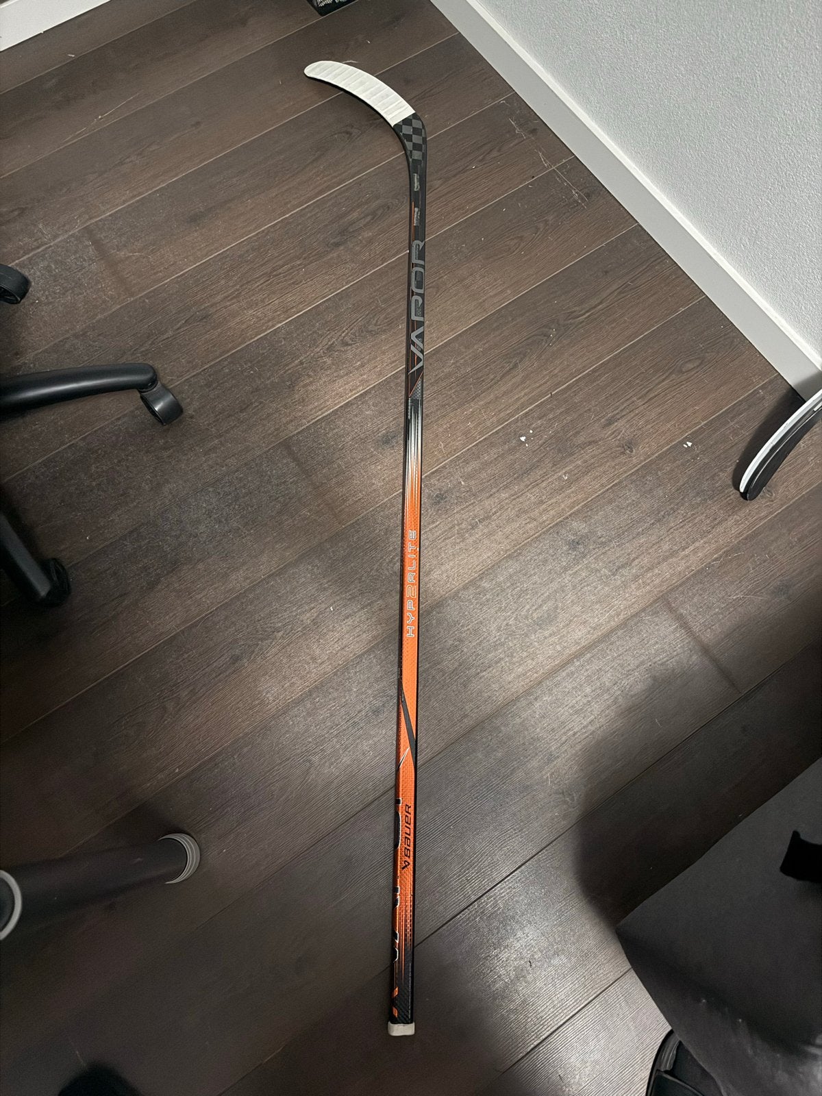 Bauer Hyper2lite IJshockey Stick Custom Oranje (ook teruil!), Sport en Fitness, Ophalen, Zo goed als nieuw, Stick