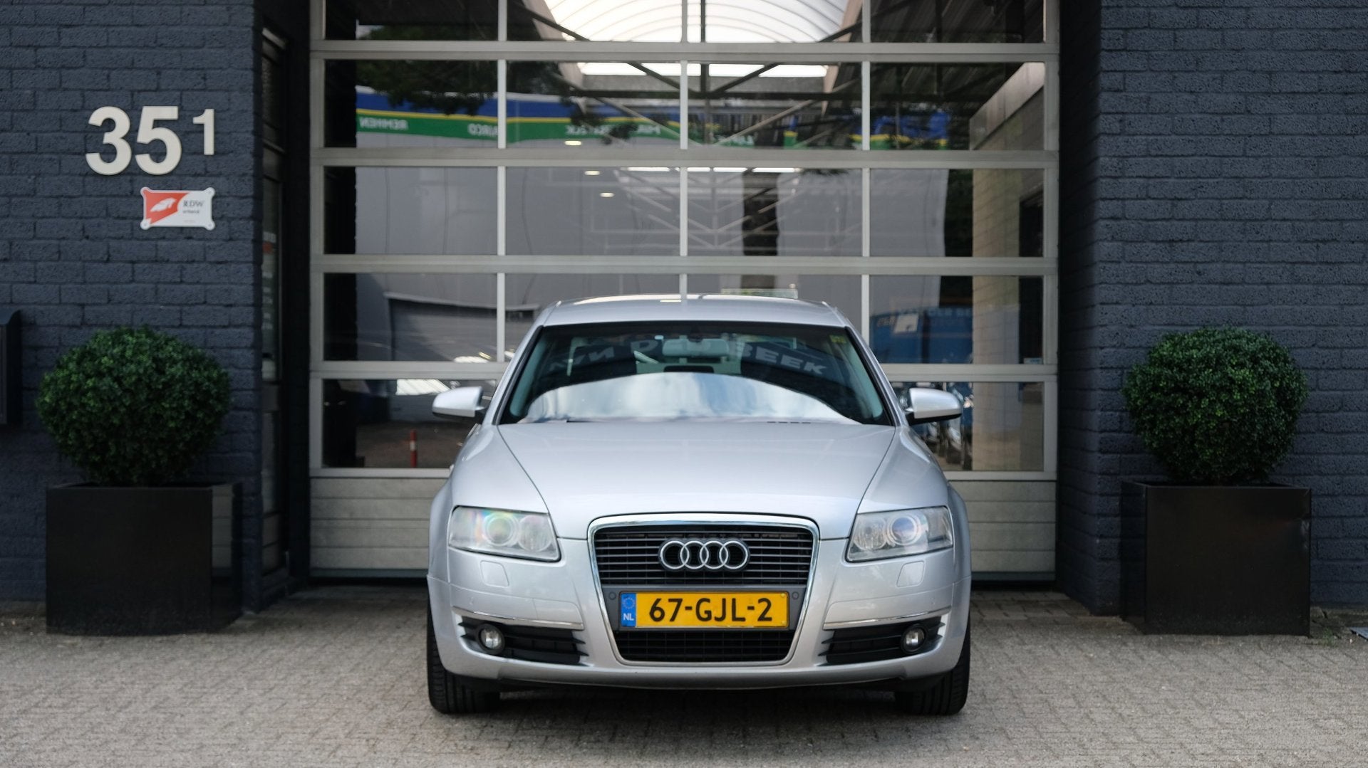 Audi A6 Limousine 2.4 Pro Line, Auto's, Audi, Voorwielaandrijving, Stof, Gebruikt, Zwart